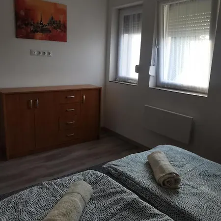 Rigofeszek Apartmanhaz Апартаменты *