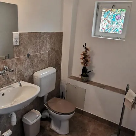 Rigofeszek Apartmanhaz Апартаменты Гардонь