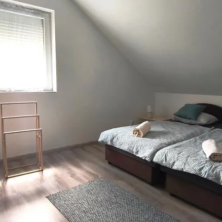 Rigofeszek Apartmanhaz Lägenhet Gárdony