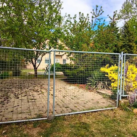 Rigofeszek Apartmanhaz Lägenhet *