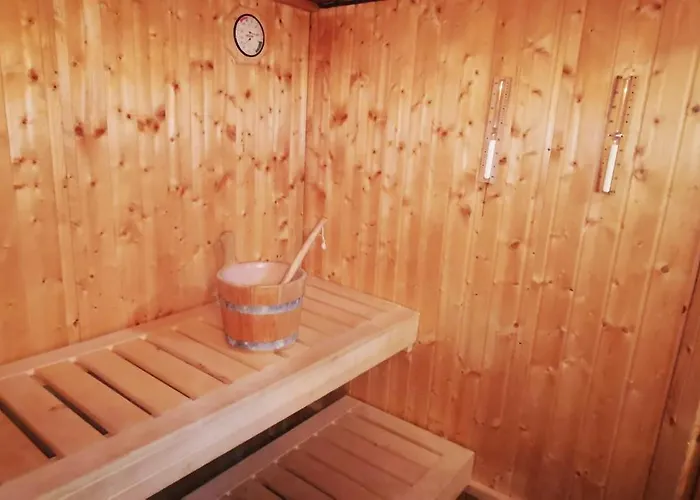 Rigofeszek Apartmanhaz *