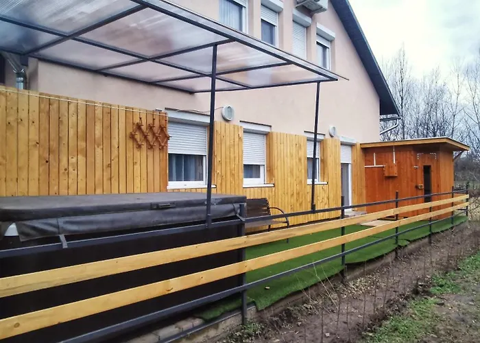 Apartament Rigofeszek Apartmanhaz Gárdony